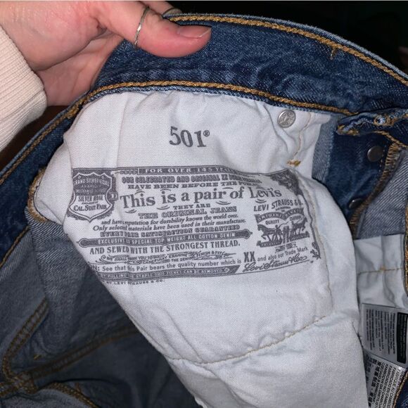 501 Levi High Waisted Shorts size 32 - Picture 3 of 5